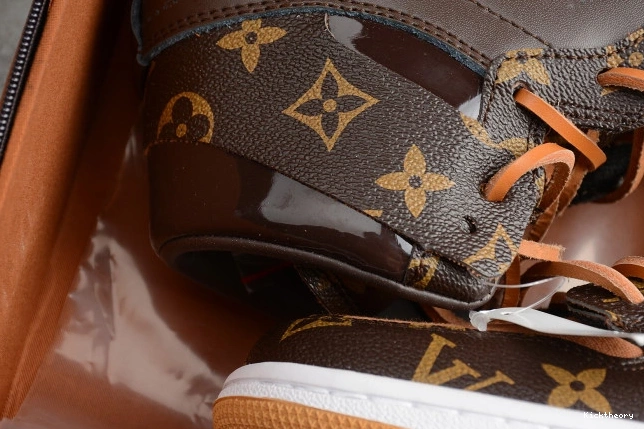 Kicktheory AJ1 x 1 AQ0818-158 Jordan Air OW Off-Louis 0702